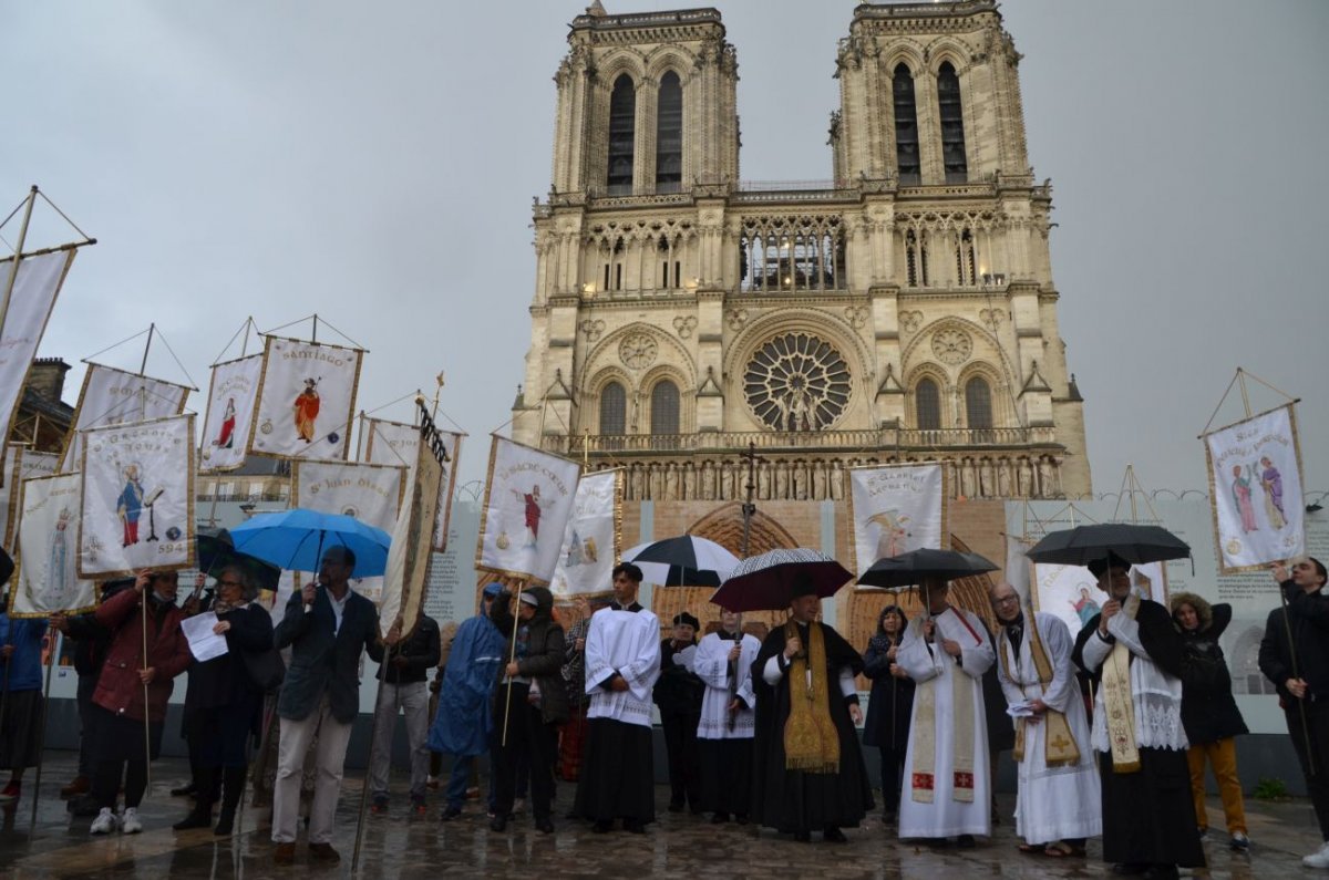 Procession de la Toussaint 2021. © Michel Pourny.