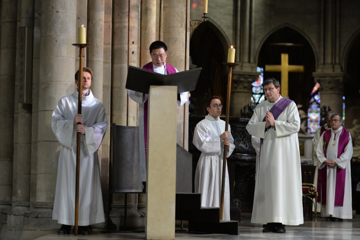 Célébration de 15h : liturgie de la Parole. © Marie-Christine Bertin / Diocèse de Paris.