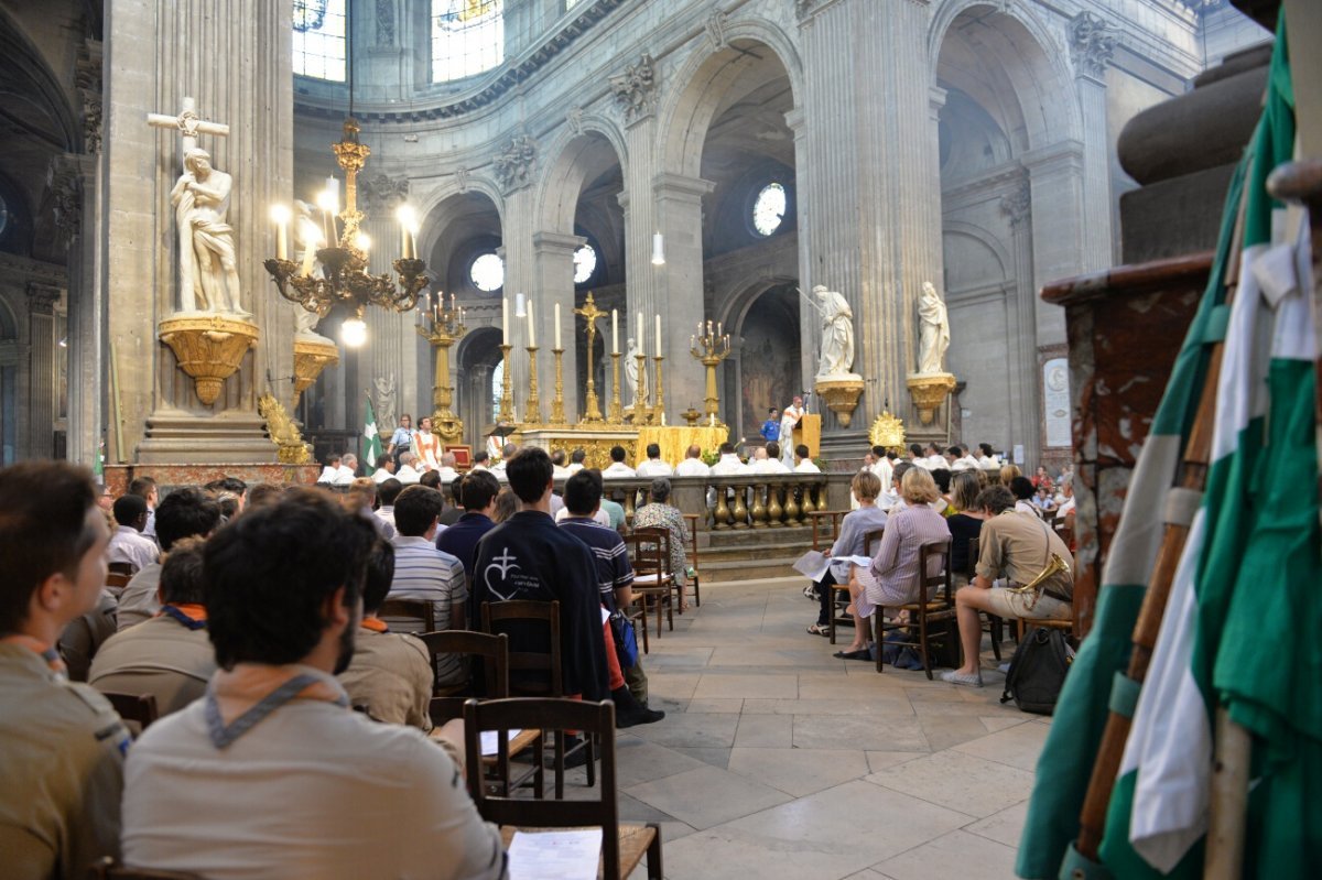 Messe pour les jeunes et les vocations. © Marie-Christine Bertin / Diocèse de Paris.