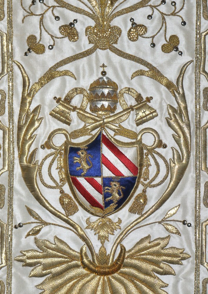 Chasuble de Notre-Dame des Victoires. © C. D. A. S.