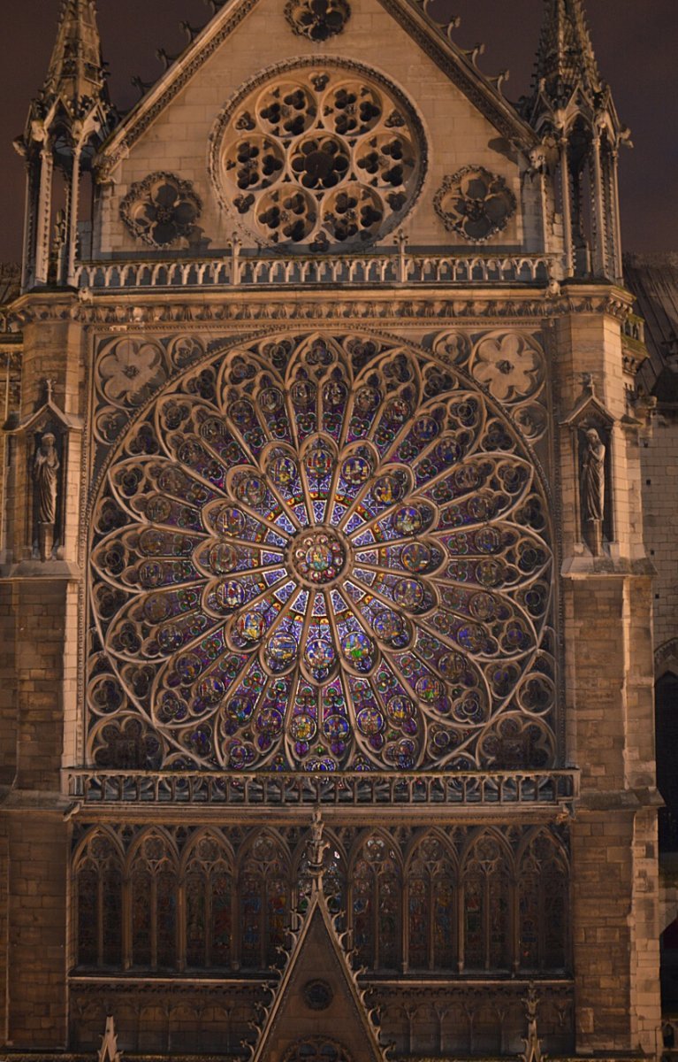 Rosace nord de Notre-Dame de Paris. © Pierre-Louis Lensel.