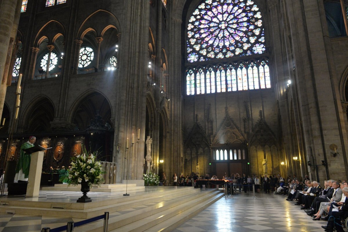 Homélie de Mgr Denis Jachiet, évêque auxiliaire de Paris. © Marie-Christine Bertin / Diocèse de Paris.