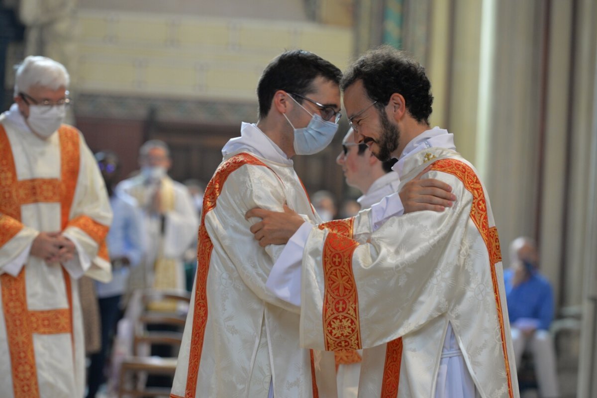 Ordinations diaconales en vue du sacerdoce 2020 à Saint-Germain des Prés (6e). © Marie-Christine Bertin / Diocèse de Paris.