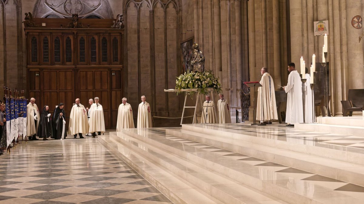 Veille de la fête de l'Assomption à Notre-Dame de Paris 2025. © Yannick Boschat / Diocèse de Paris.