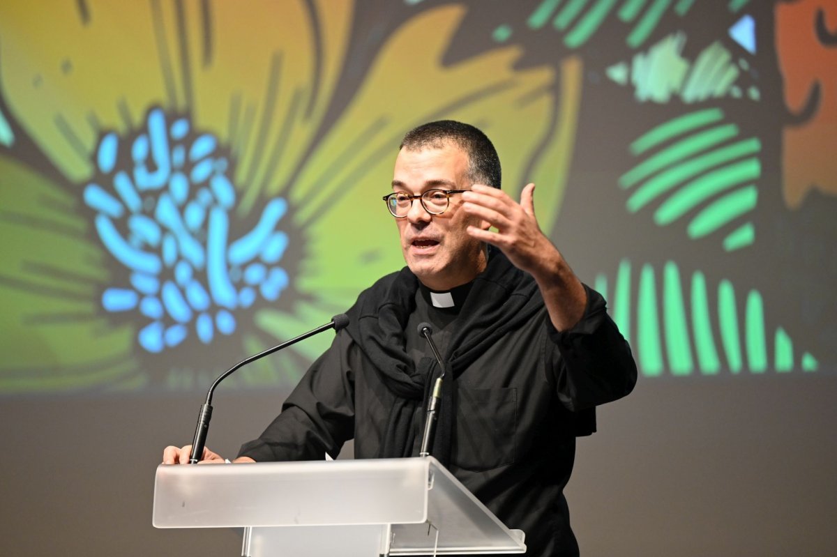 Atelier au Collège des Bernardins. © Marie-Christine Bertin / Diocèse de Paris.