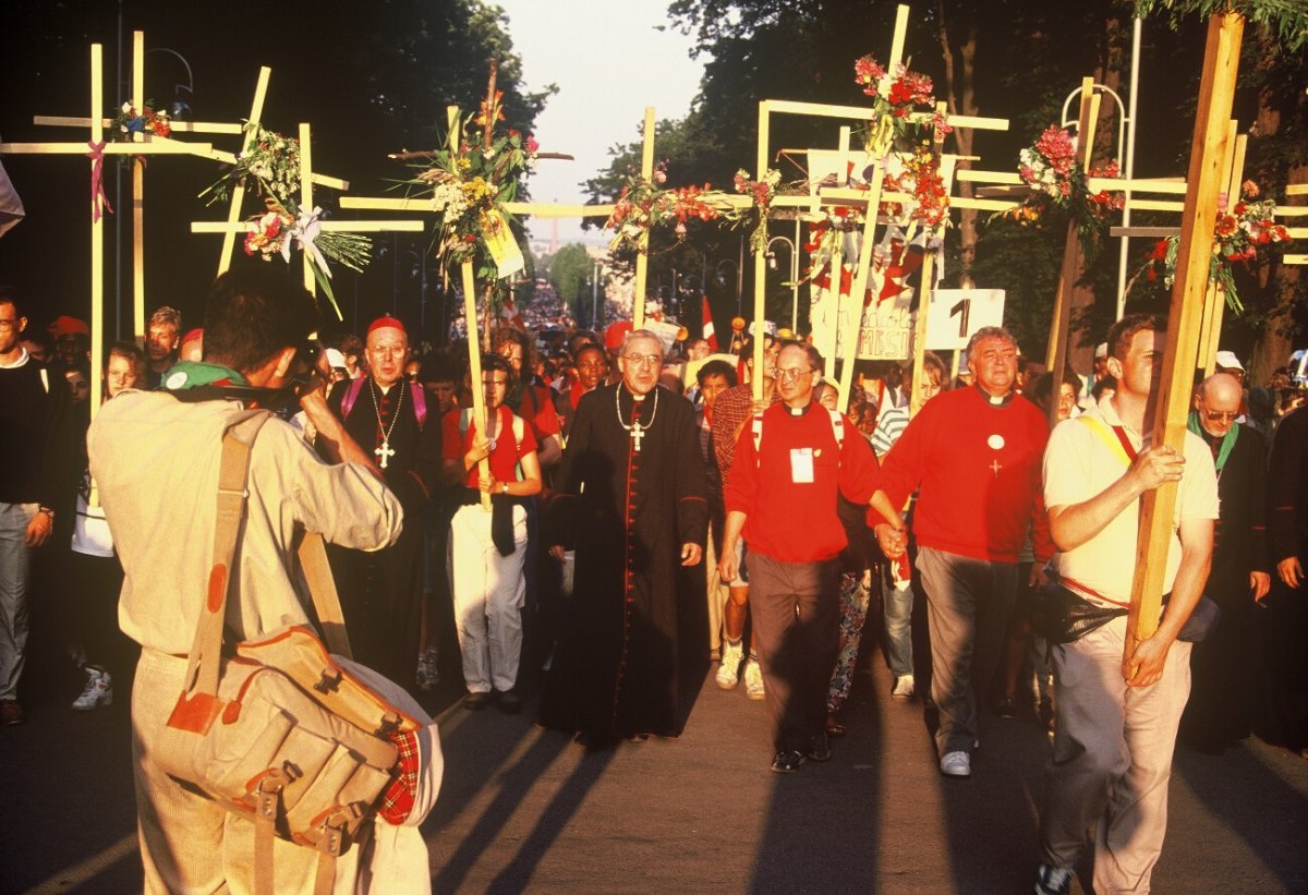 Arrivée de la marche d'Île-de-France lors des JMJ à Częstochowa. Le 15 août 1991. 