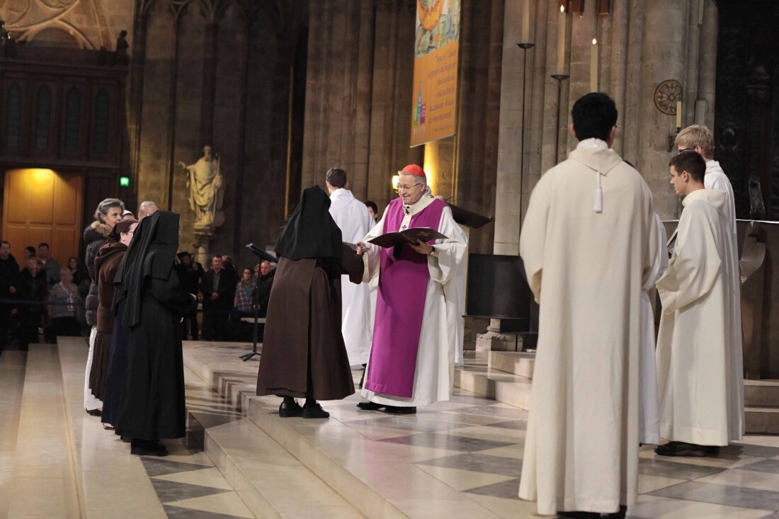 Les catéchumènes sont confiés à la prière des congrégations religieuses de Paris. © Yannick Boschat / Diocèse de Paris.