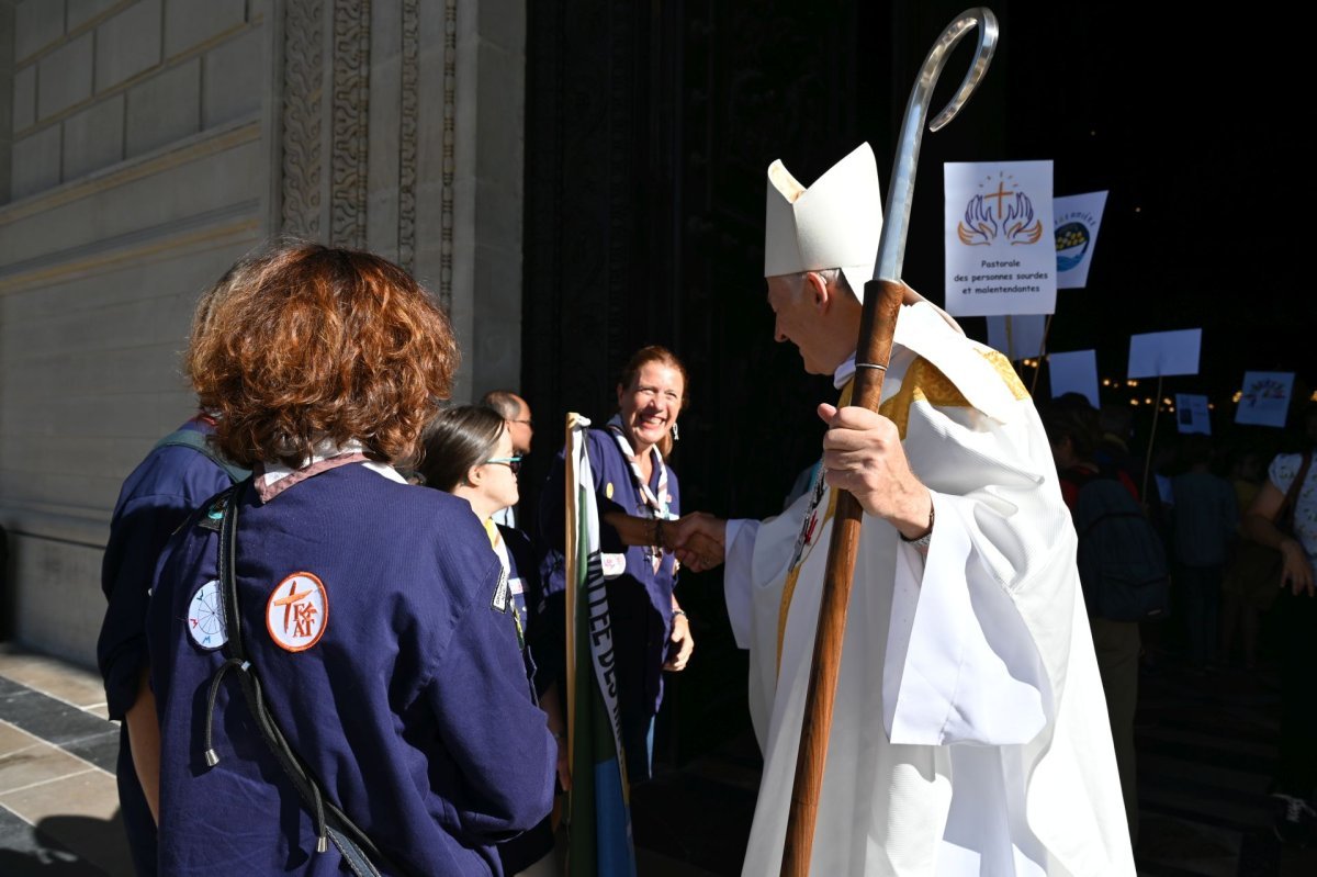 Messe d'ouverture de la Route extra-ordinaire, à l'occasion des (…). © Marie-Christine Bertin / Diocèse de Paris.