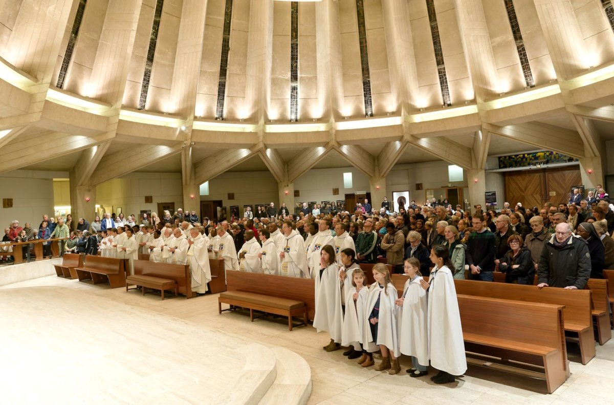 Clôture du Jubilé du 150e anniversaire de la mort du vénérable Jean-Léon Le (…). © Trung Hieu Do / Diocèse de Paris.