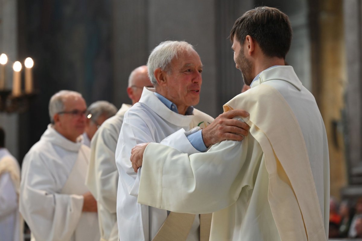 Ordinations des diacres permanents 2023. © Marie-Christine Bertin / Diocèse de Paris.