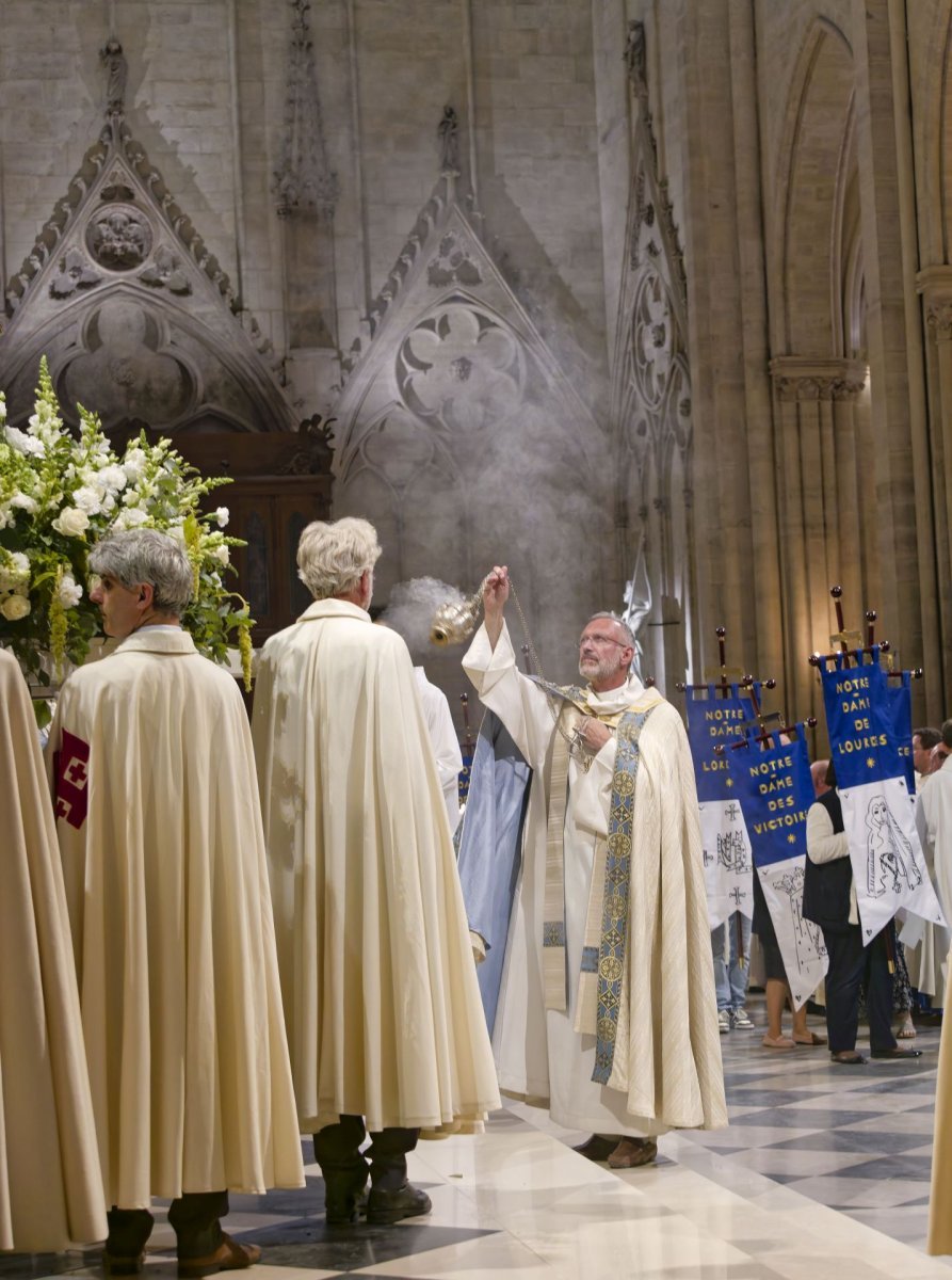 Veille de la fête de l'Assomption à Notre-Dame de Paris 2025. © Yannick Boschat / Diocèse de Paris.