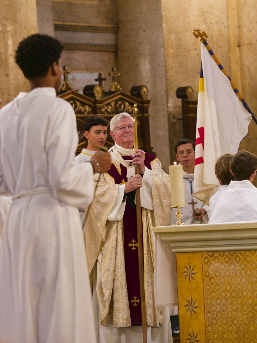 Messe pour le bicentenaire de la pose de la première pierre de l'église (…). © Yannick Boschat / Diocèse de Paris.