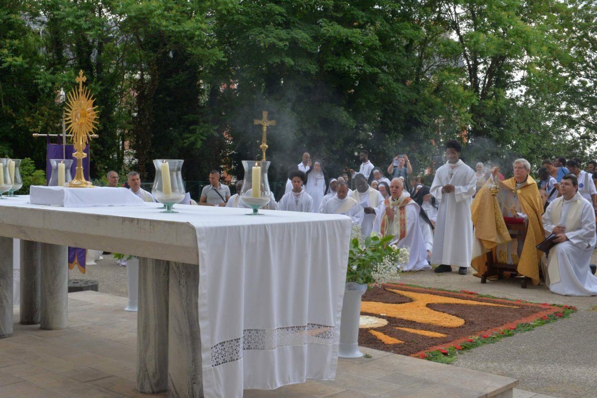 Fête-Dieu au Sacré-Cœur de Montmartre. © Marie-Christine Bertin / Diocèse de Paris.