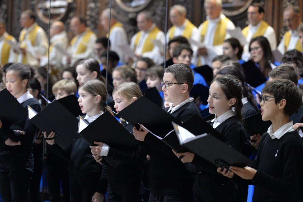 Fête du Chapitre de la cathédrale. © Marie-Christine Bertin / Diocèse de Paris.