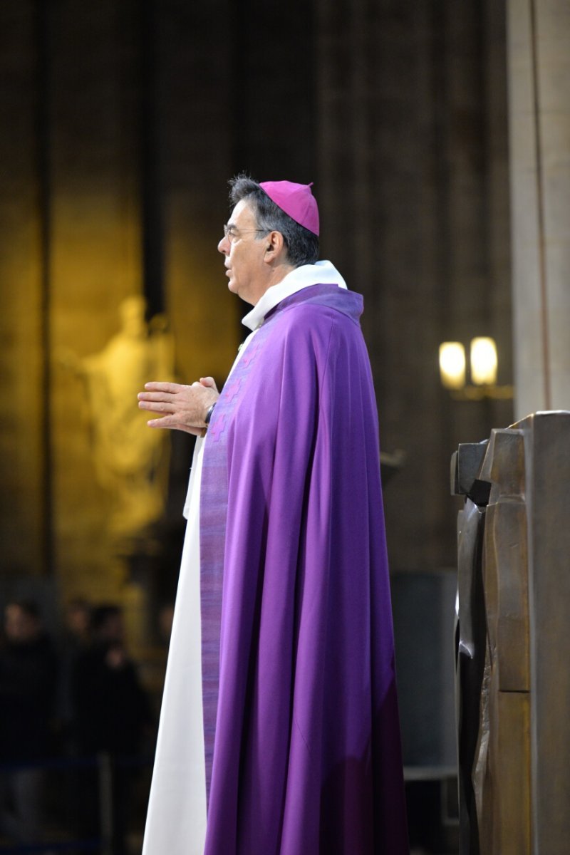 Célébration de 10h : Mgr Michel Aupetit. © Marie-Christine Bertin / Diocèse de Paris.