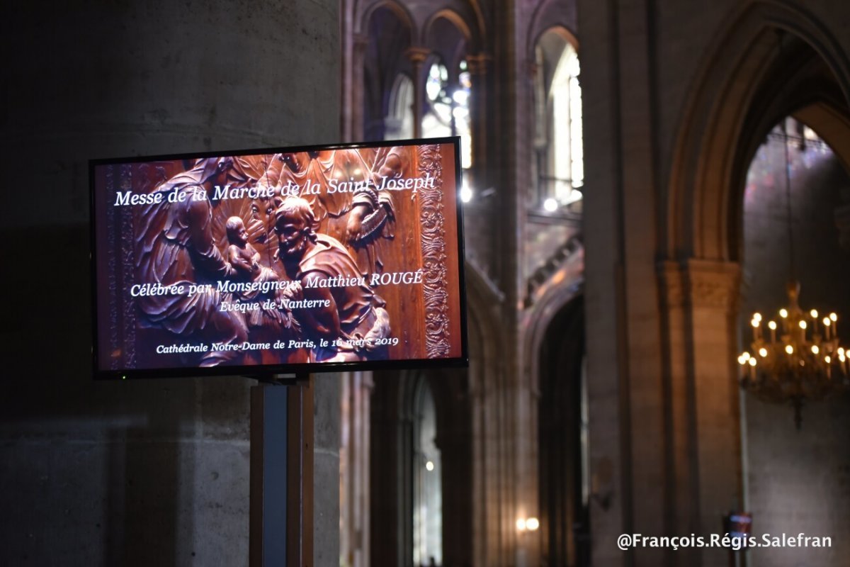 “Marche de Saint-Joseph”, à Notre-Dame de Paris. 