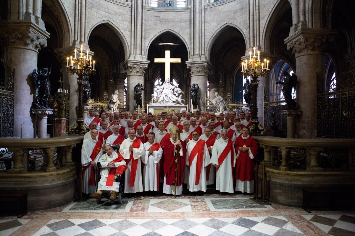 Cinq nouveaux diacres permanents pour le diocèse de Paris. © Yannick Boschat / Diocèse de Paris.