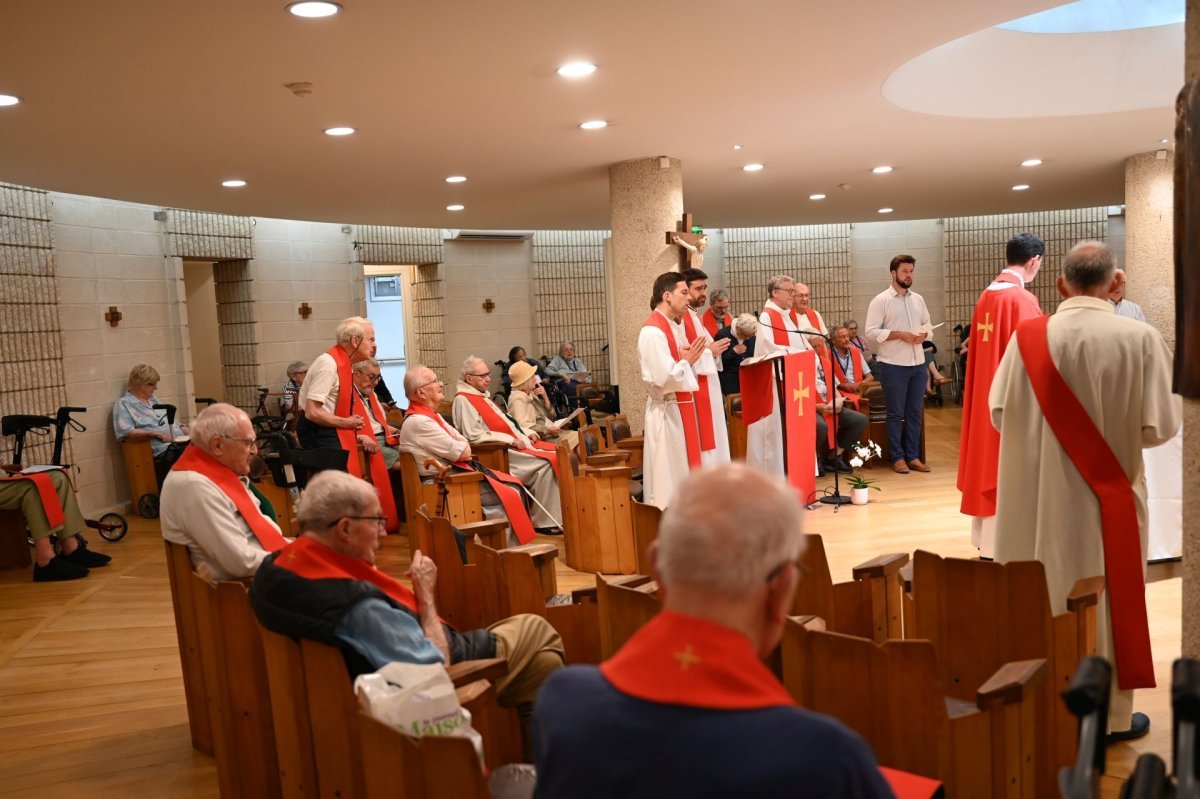 Messe des nouveaux prêtres à la Maison Marie-Thérèse. © Marie-Christine Bertin / Diocèse de Paris.