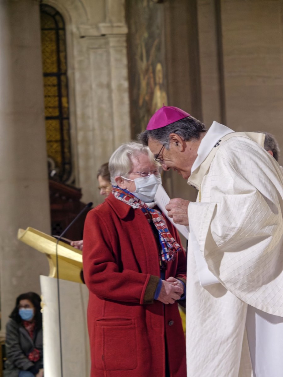 Envoi des baptisés en mission diocésaine. © Yannick Boschat / Diocèse de Paris.