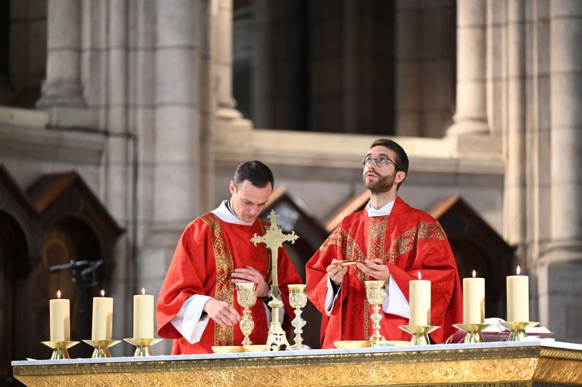 Messe des nouveaux prêtres au Sacré-Cœur de Montmartre 2024. © Marie-Christine Bertin / Diocèse de Paris.