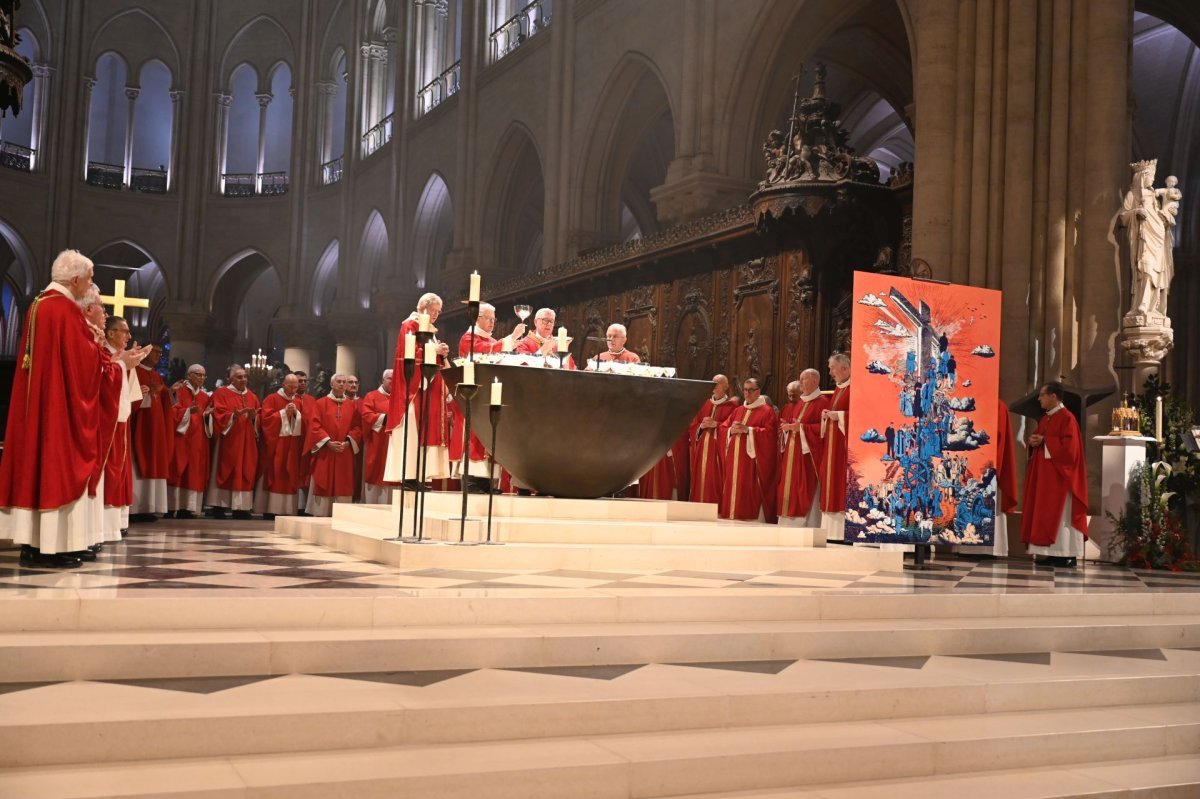 Messe de béatification de Raymond Cayré, Gérard-Martin Cendrier, Roger (…). © Marie-Christine Bertin / Diocèse de Paris.
