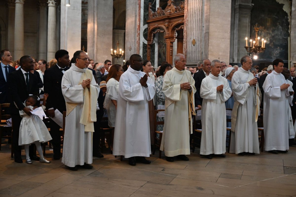 Ordinations des diacres permanents 2023. © Marie-Christine Bertin / Diocèse de Paris.