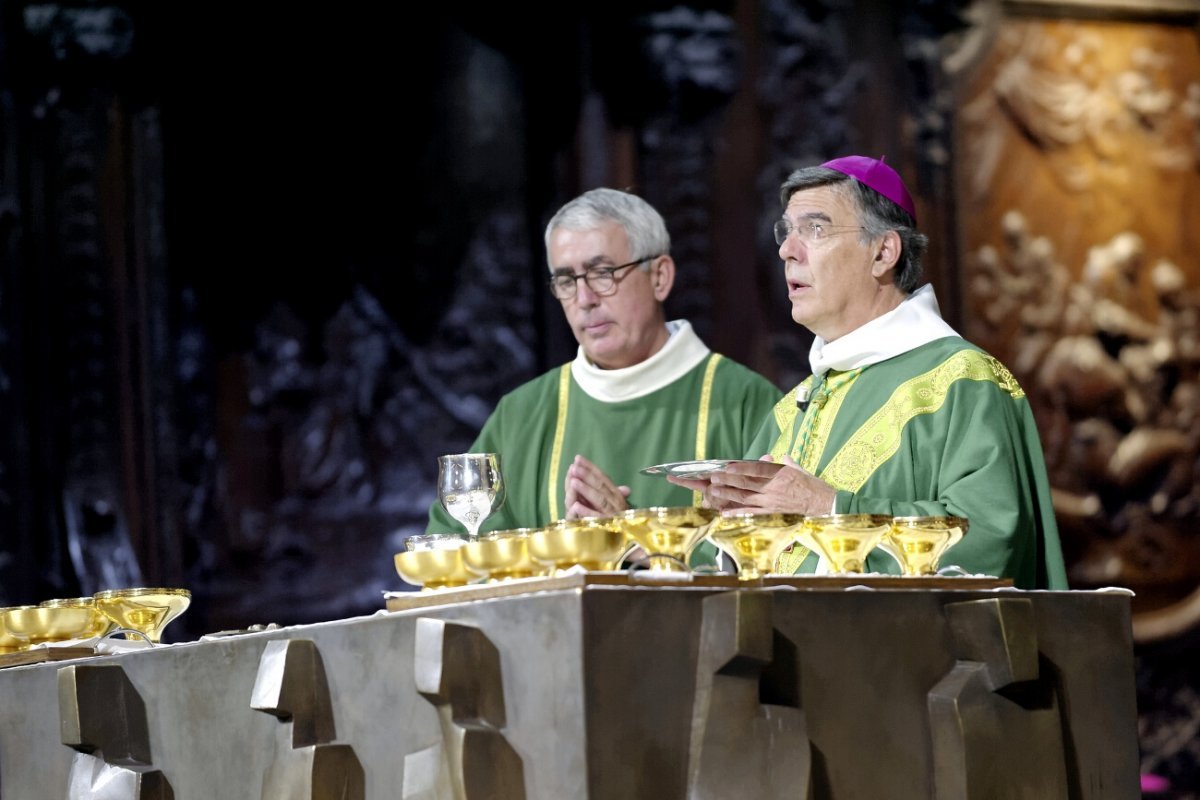 Messe d'action de grâce pour les ministères de Mgr Jérôme Beau et de (…). © Trung Hieu Do / Diocèse de Paris.