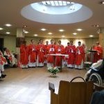 Messe des nouveaux prêtres à la Maison Marie-Thérèse