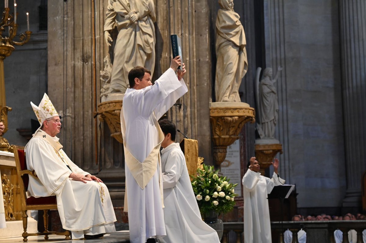 Ordinations des diacres permanents 2023. © Marie-Christine Bertin / Diocèse de Paris.