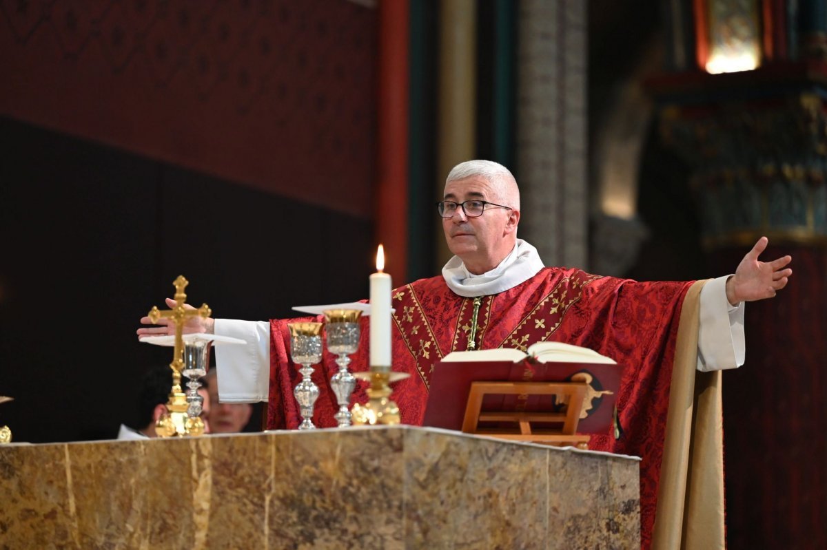 Messe et veillée de prière pour les vocations 2024. © Marie-Christine Bertin / Diocèse de Paris.