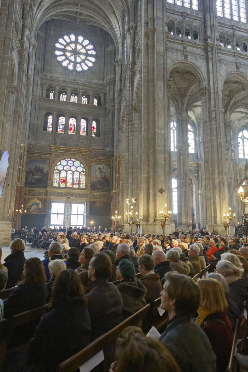 Messe des 800 ans et bénédiction de la façade rénovée de Saint-Eustache. © Yannick Boschat / Diocèse de Paris.