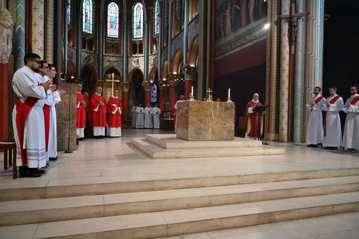 Messe et veillée de prière pour les vocations 2024. © Marie-Christine Bertin / Diocèse de Paris.