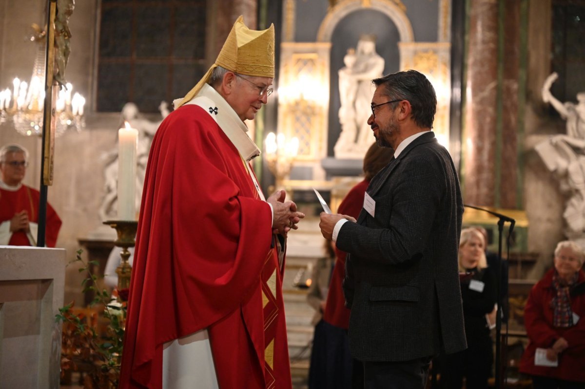 Envoi des baptisés en mission diocésaine 2024. © Marie-Christine Bertin / Diocèse de Paris.