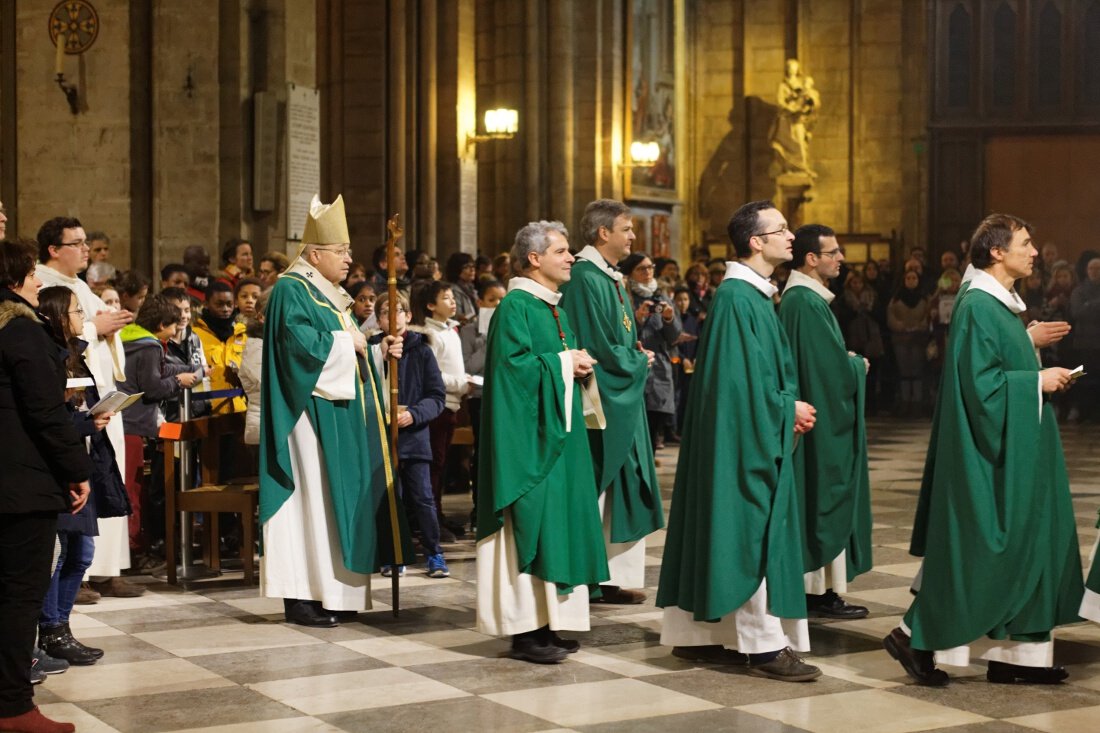 Procession d'entrée. © Yannick Boschat / Diocèse de Paris.