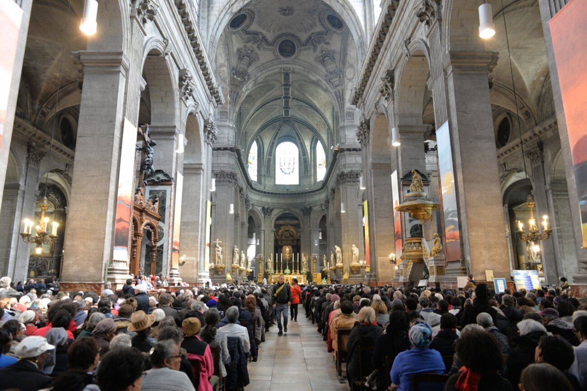 Prière de guérison et de délivrance. © Marie-Christine Bertin / Diocèse de Paris.