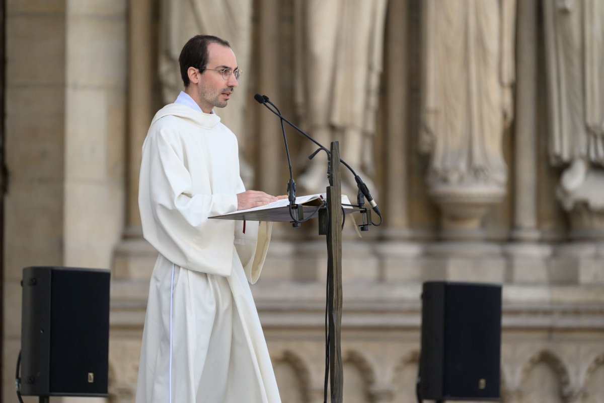 Ordinations sacerdotales 2025. © Jean-Baptiste Delerue / Diocèse de Paris.