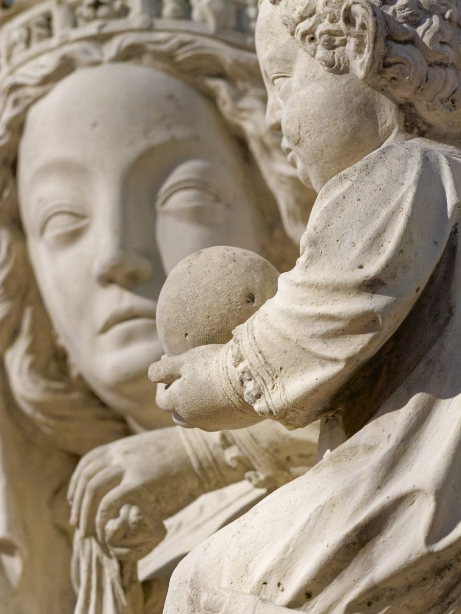 Statue Notre Dame de Paris. Installée à Saint-Germain l'Auxerrois. © Yannick Boschat / Diocèse de Paris.