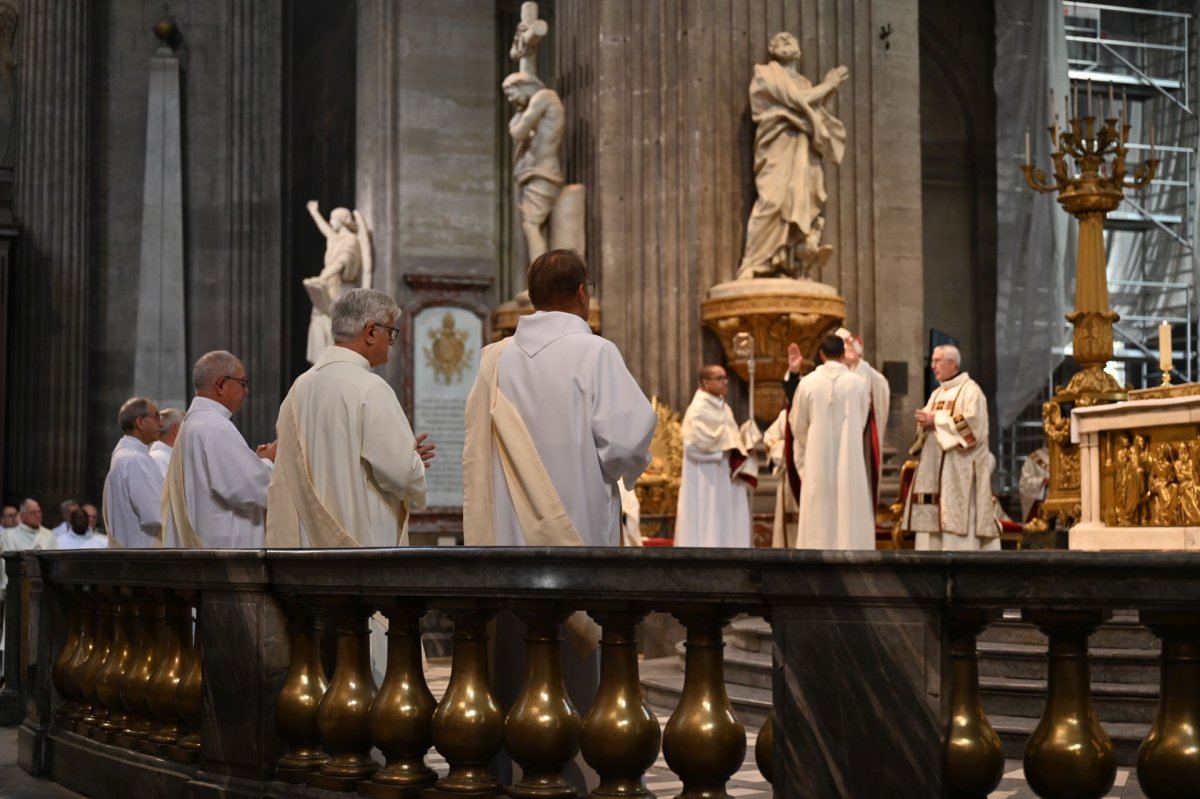 Ordinations des diacres permanents 2024. © Marie-Christine Bertin / Diocèse de Paris.