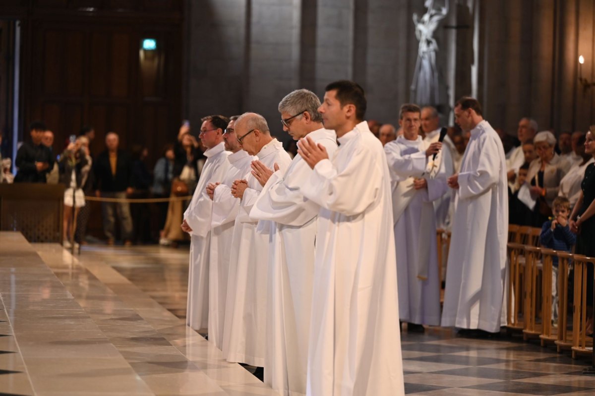 Ordinations des diacres permanents 2026. © Marie-Christine Bertin / Diocèse de Paris.
