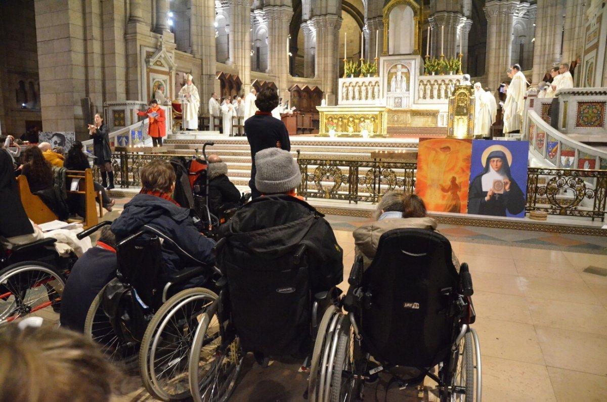 Pèlerinage des personnes handicapées à Montmartre. © Michel Pourny.