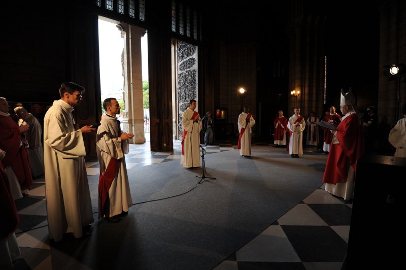 Engagement des ordinands. © Trung Hieu Do.