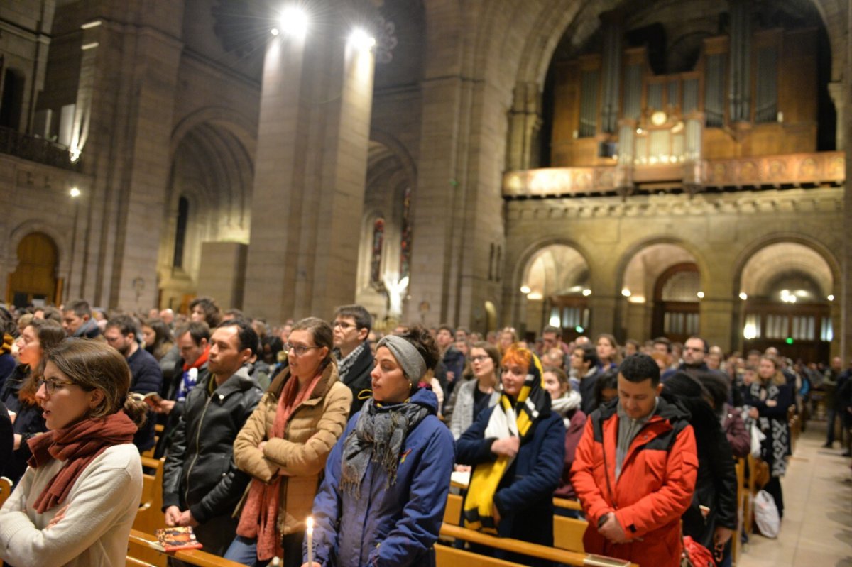 Procession Mariale, messe au Sacré-Coeur de Montmartre. © Marie-Christine Bertin / Diocèse de Paris.