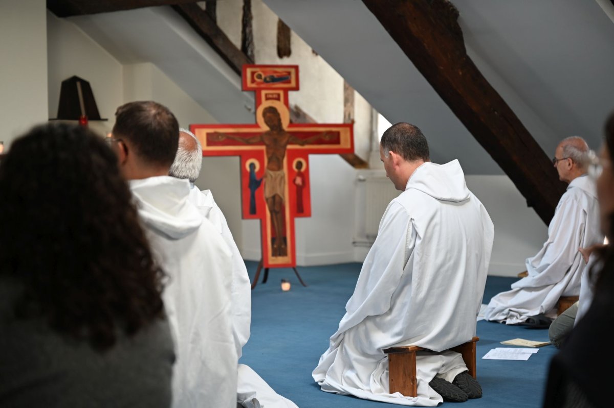 Rencontre avec l'équipe de préparation de la Rencontre européenne de (…). © Marie-Christine Bertin / Diocèse de Paris.