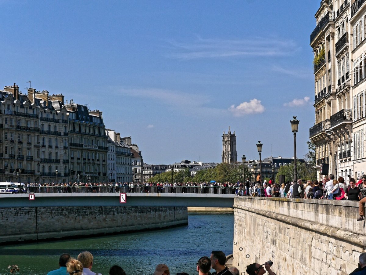 Chemin de croix de Notre-Dame de Paris. © Dominique Boschat / Diocèse de Paris.