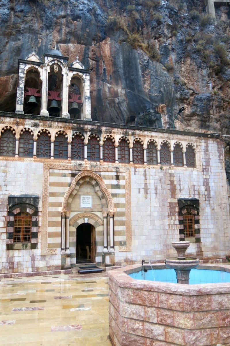 Le monastère Saint Antoine Qozhaya, Vallée sainte. © Laurence Faure / Paris Notre-Dame (Décembre 2021).