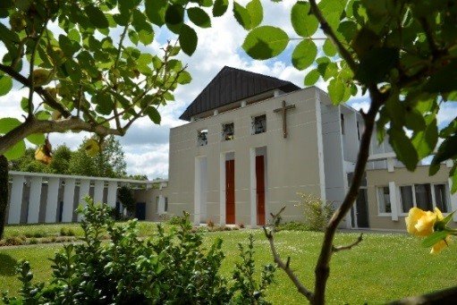 © Monastère Notre-Dame, Bouzy la Forêt.