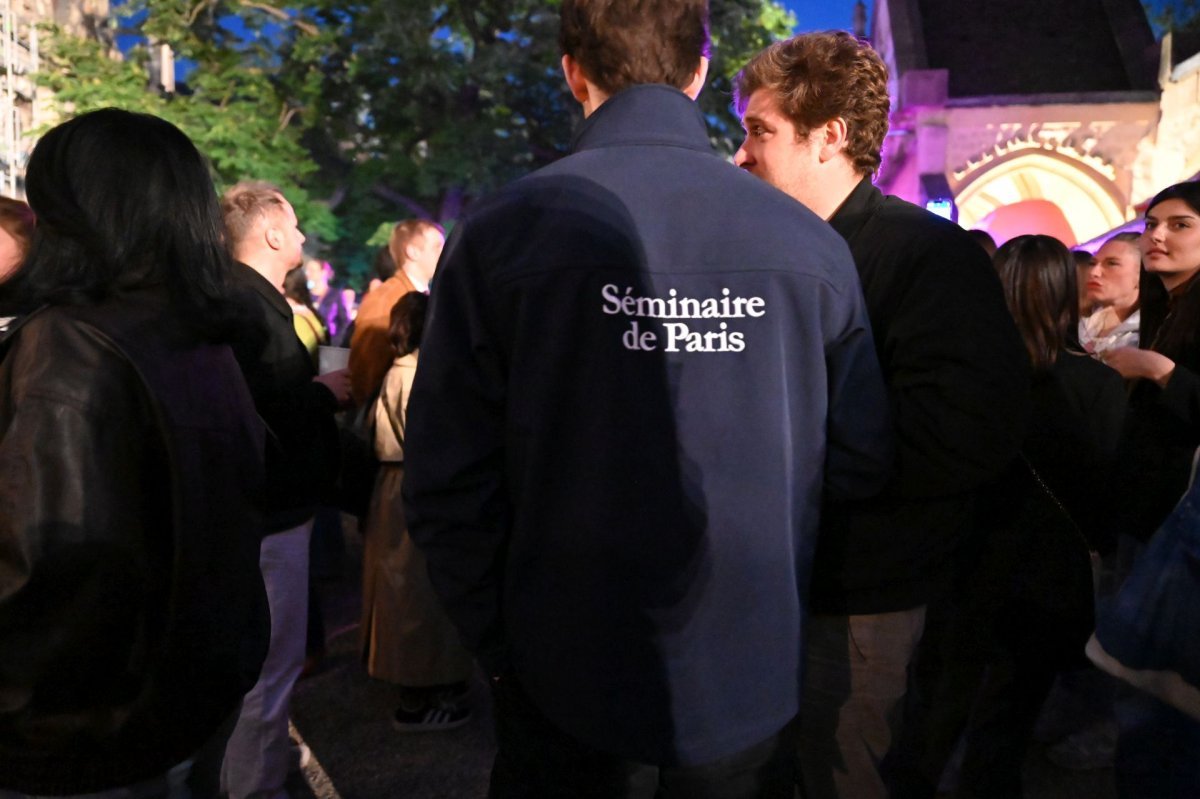 Messe des Jeunes à Notre-Dame de Paris. © Marie-Christine Bertin / Diocèse de Paris.