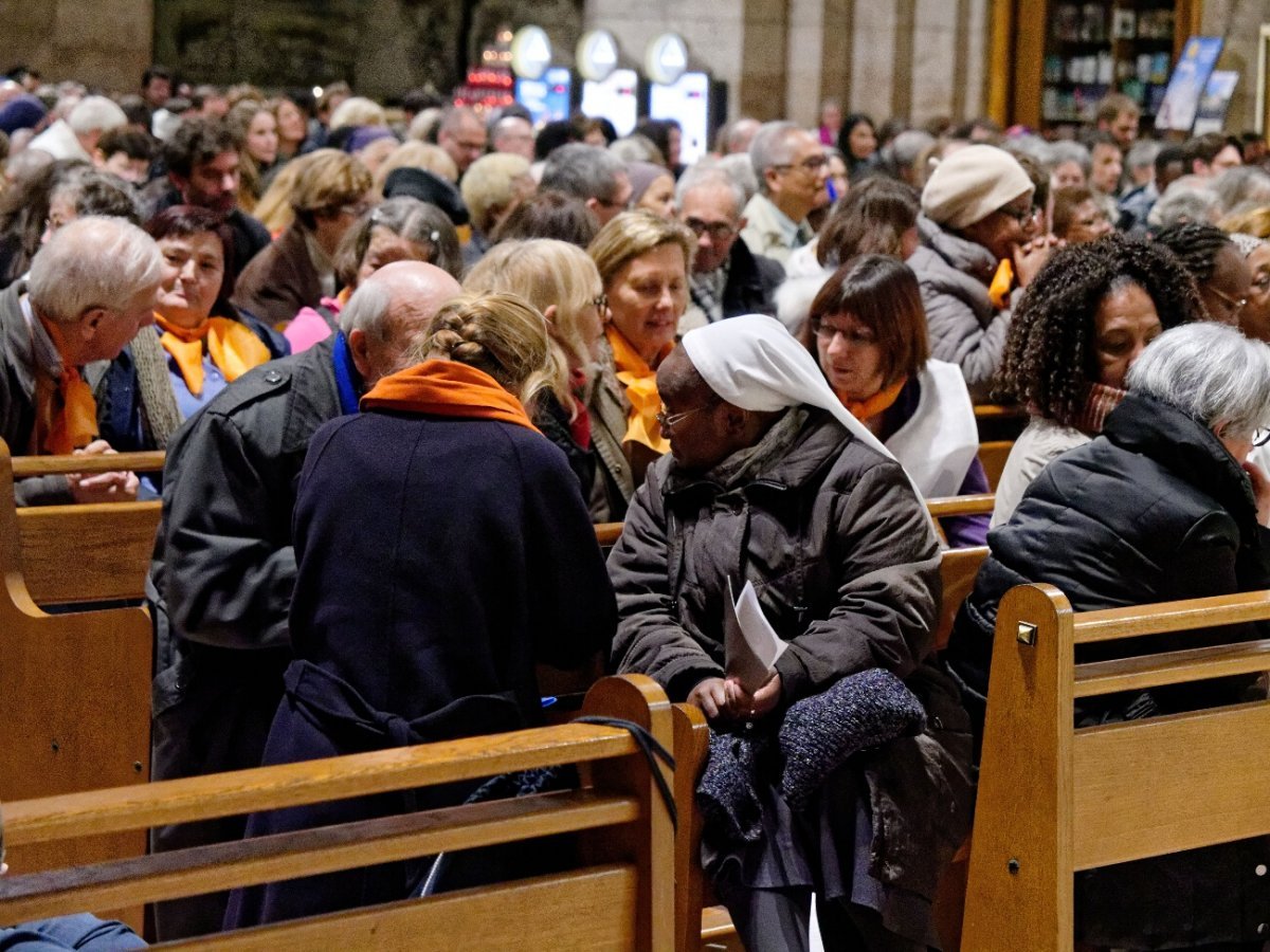 Lancement de la 2e Journée Mondiale des Pauvres au Sacré-Cœur de Montmartre. © Yannick Boschat / Diocèse de Paris.