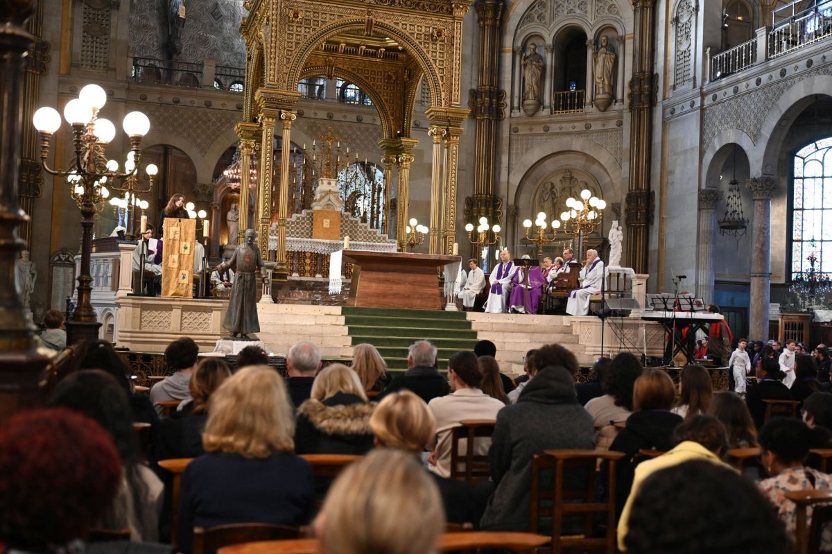 Appel décisif des jeunes catéchumènes 2026. © Marie-Christine Bertin / Diocèse de Paris.