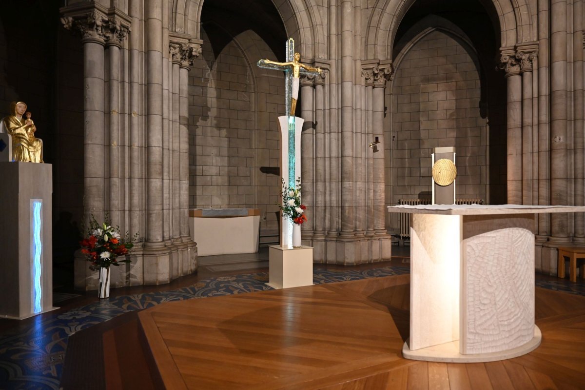 Veillée de l'espérance à la basilique Notre-Dame du Perpétuel Secours. © Marie-Christine Bertin / Diocèse de Paris.